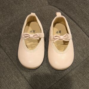 H&M Blush Pink Kids Dress Shoes